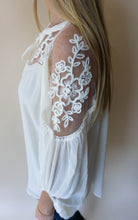 Load image into Gallery viewer, The Maggies Top, Cream
