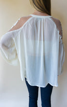 Load image into Gallery viewer, The Maggies Top, Cream