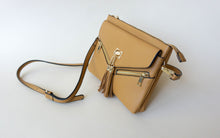 Load image into Gallery viewer, The Virginia Purse, Dark Honey