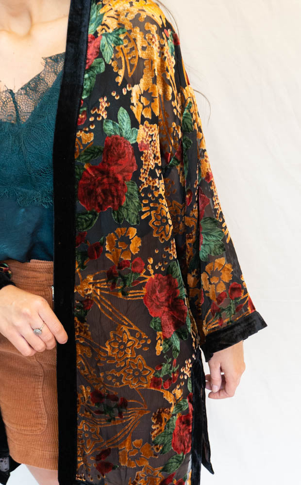 The Devin's In The Details Kimono, Multi