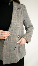 Load image into Gallery viewer, The Sarandon Blazer, Almond