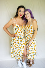 Load image into Gallery viewer, Citrus Against The World Midi Dress, White