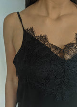 Load image into Gallery viewer, Lace Get It On Top, Black